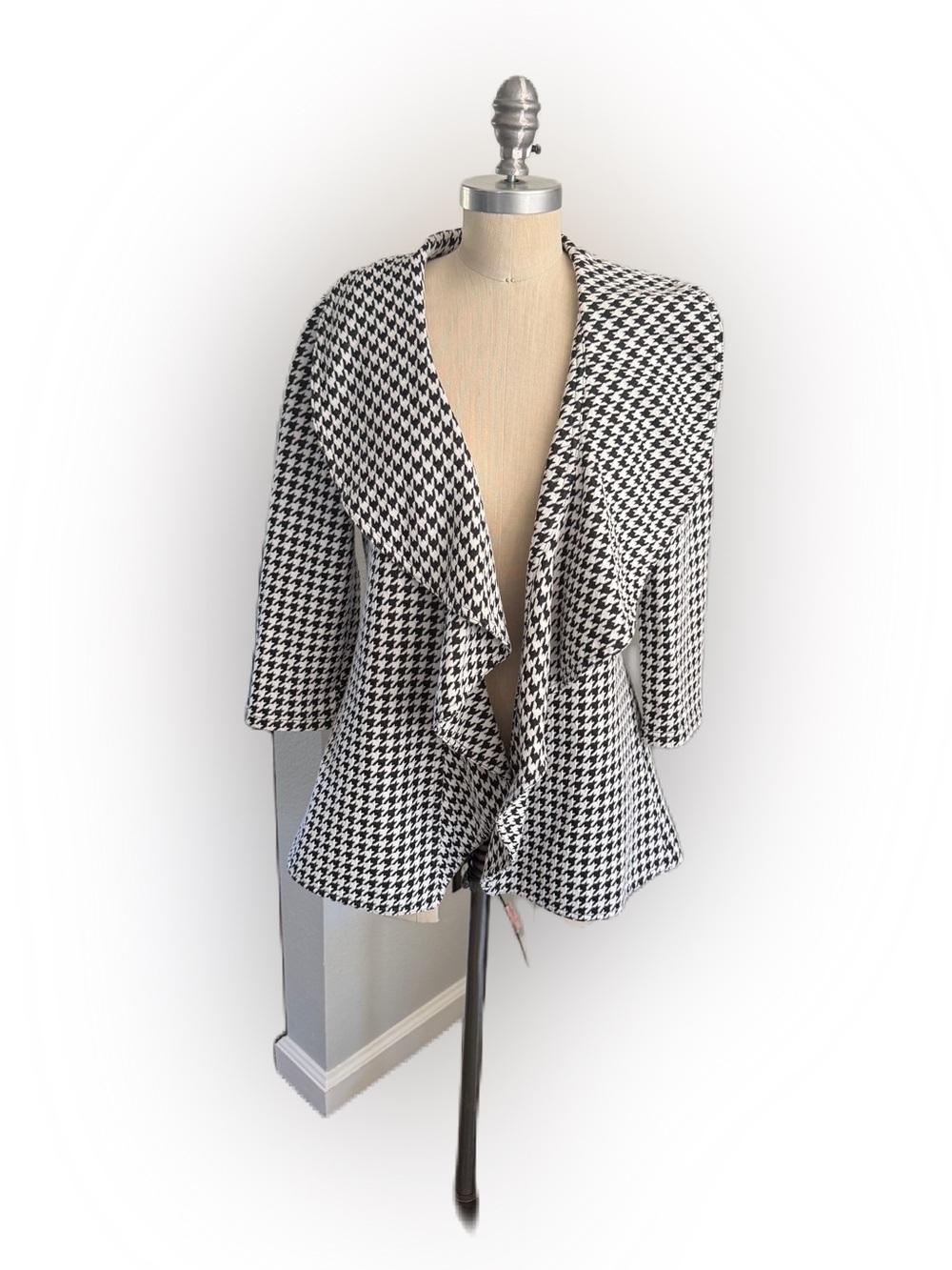 Calvin Klein Women’s Black White Houndstooth Lined Jacket Blazer. Size 4